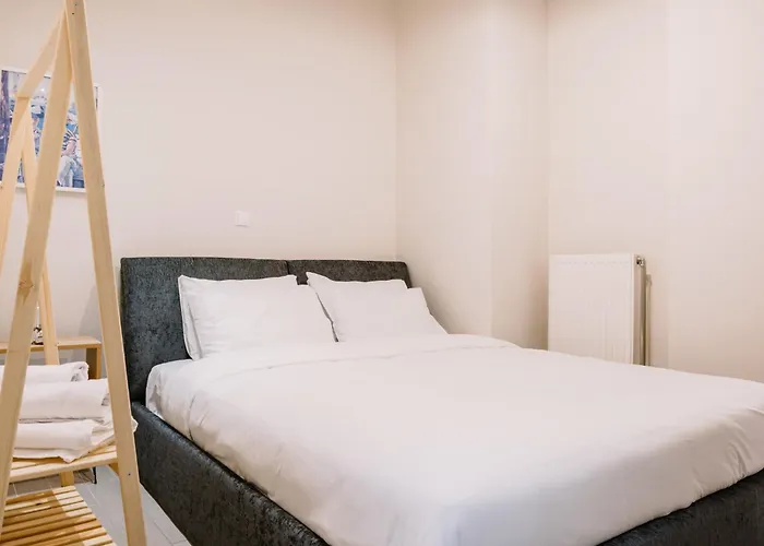 King George Apartment By Binobi !